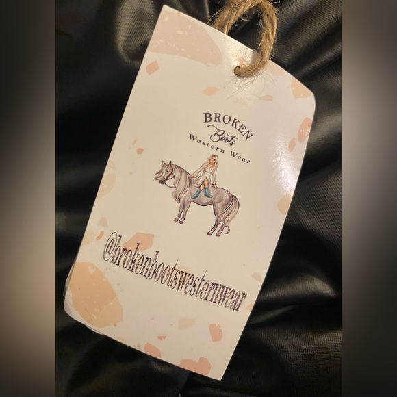 Broken boots black mini skirt sz M - Picture 4 of 4